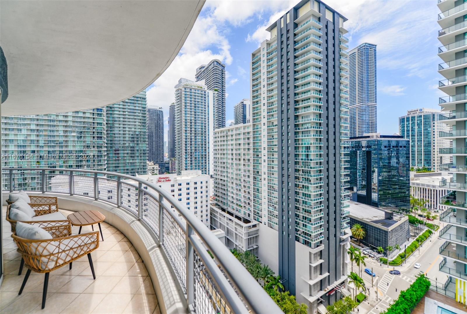60 SW 13th St #1724, Miami FL 33130