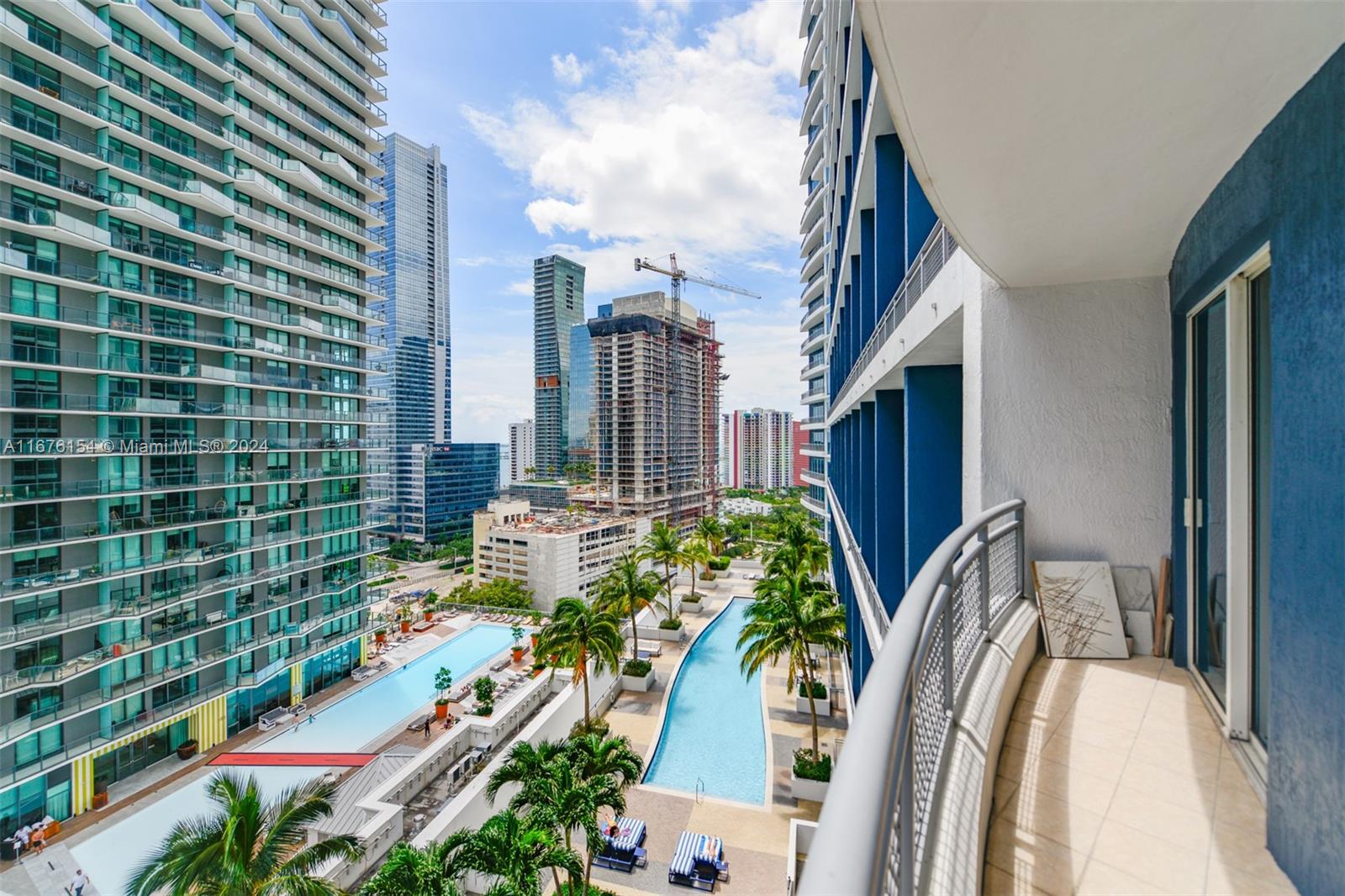 60 SW 13th St #1724, Miami FL 33130