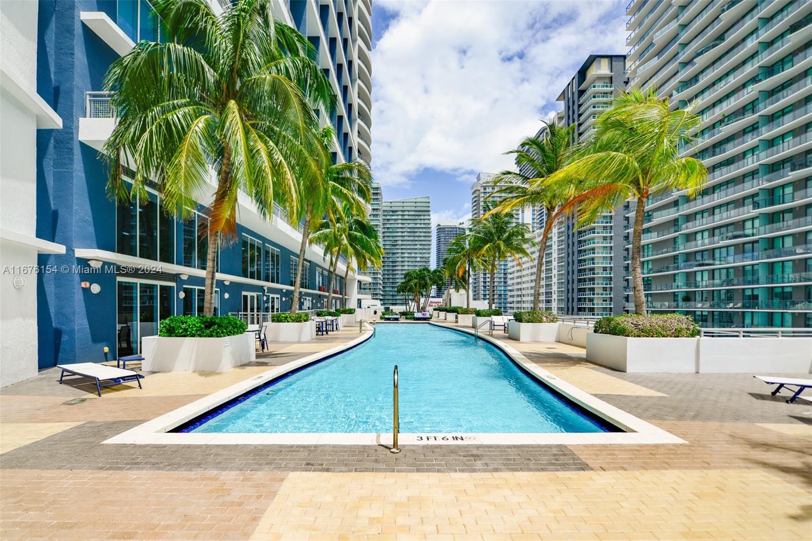 60 SW 13th St #1724, Miami FL 33130