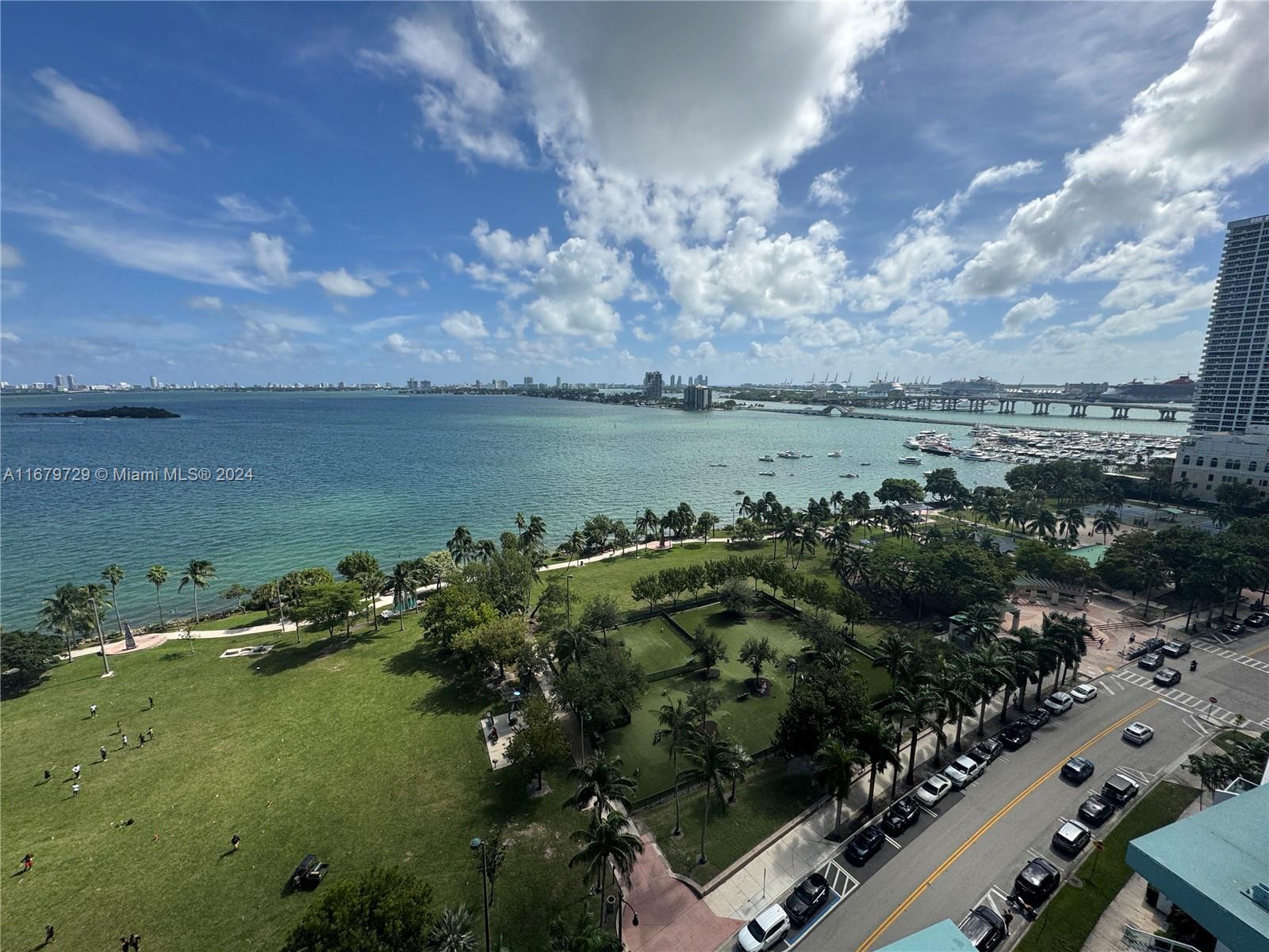 1900 N Bayshore Dr #1401, Miami, Florida image 1