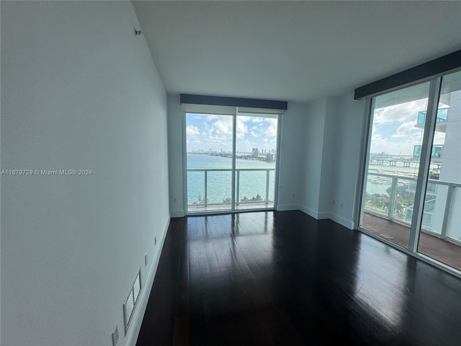 1900 N Bayshore Dr #1401, Miami, Florida image 13