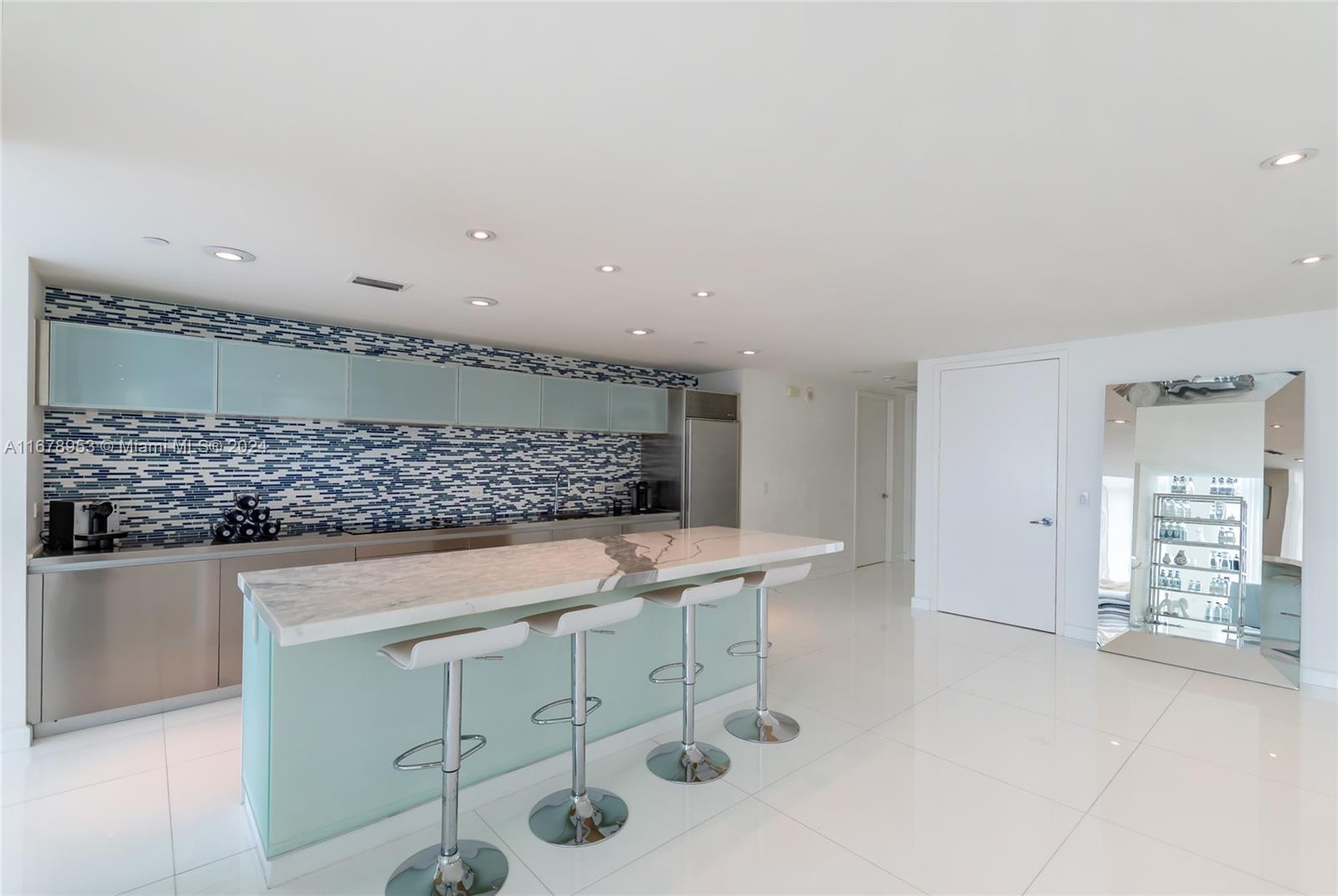 1040 Biscayne Blvd #4402, Miami FL 33132