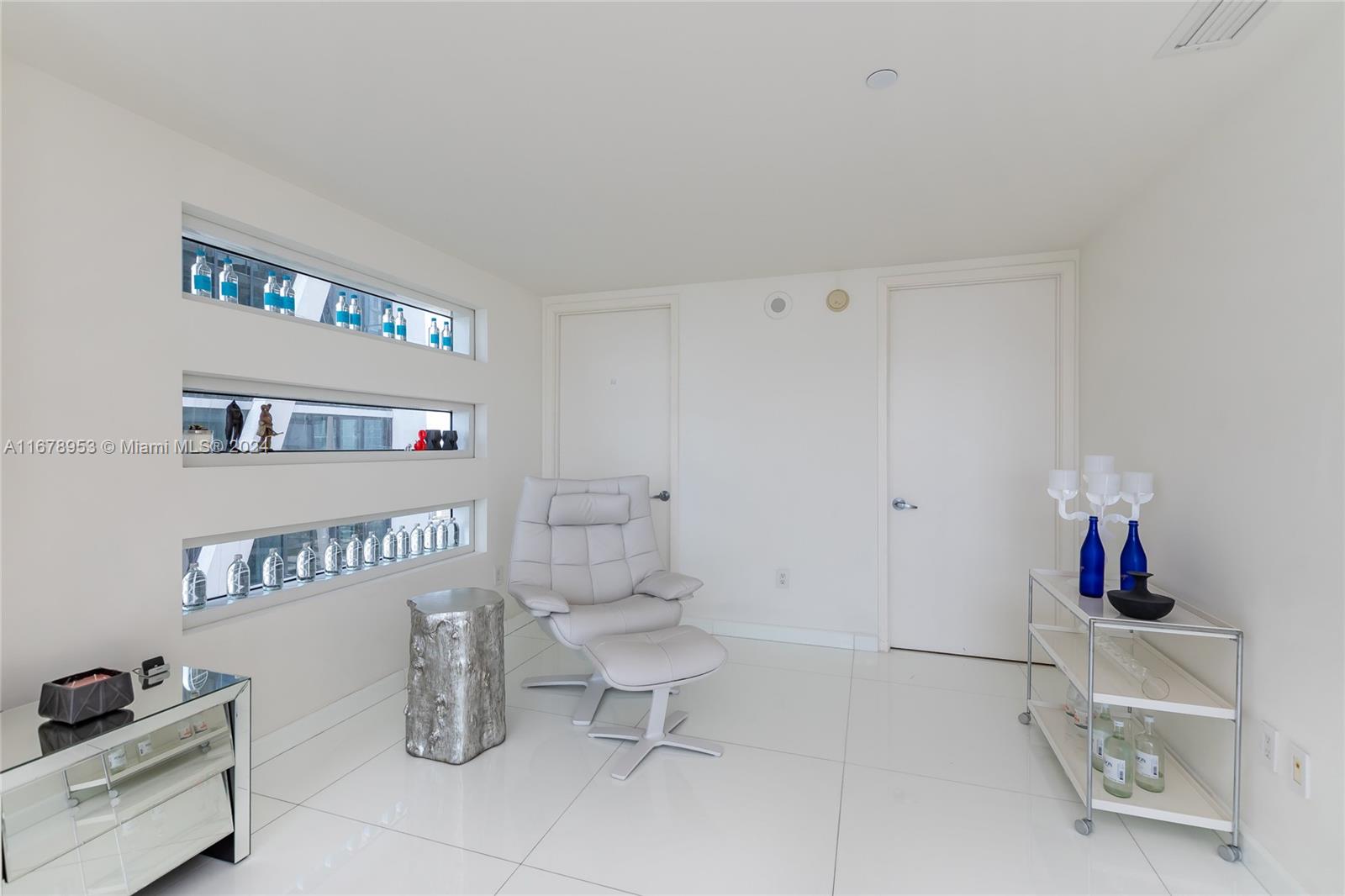 1040 Biscayne Blvd #4402, Miami FL 33132