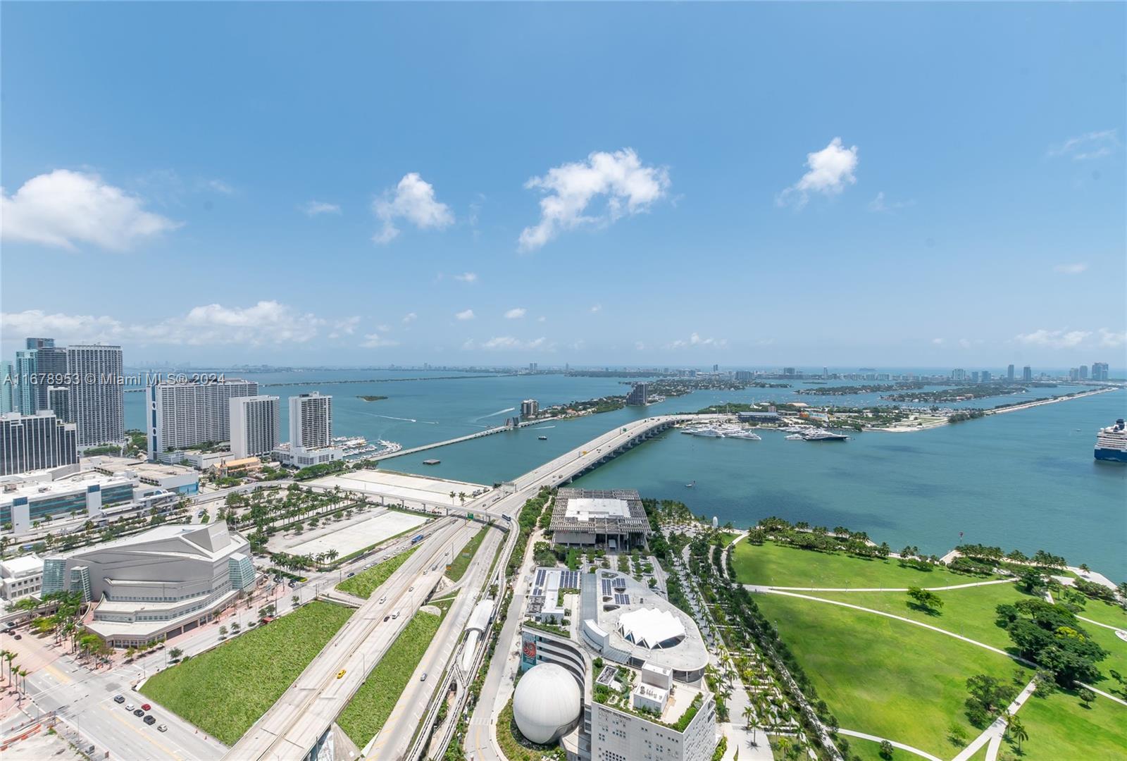 1040 Biscayne Blvd #4402, Miami FL 33132
