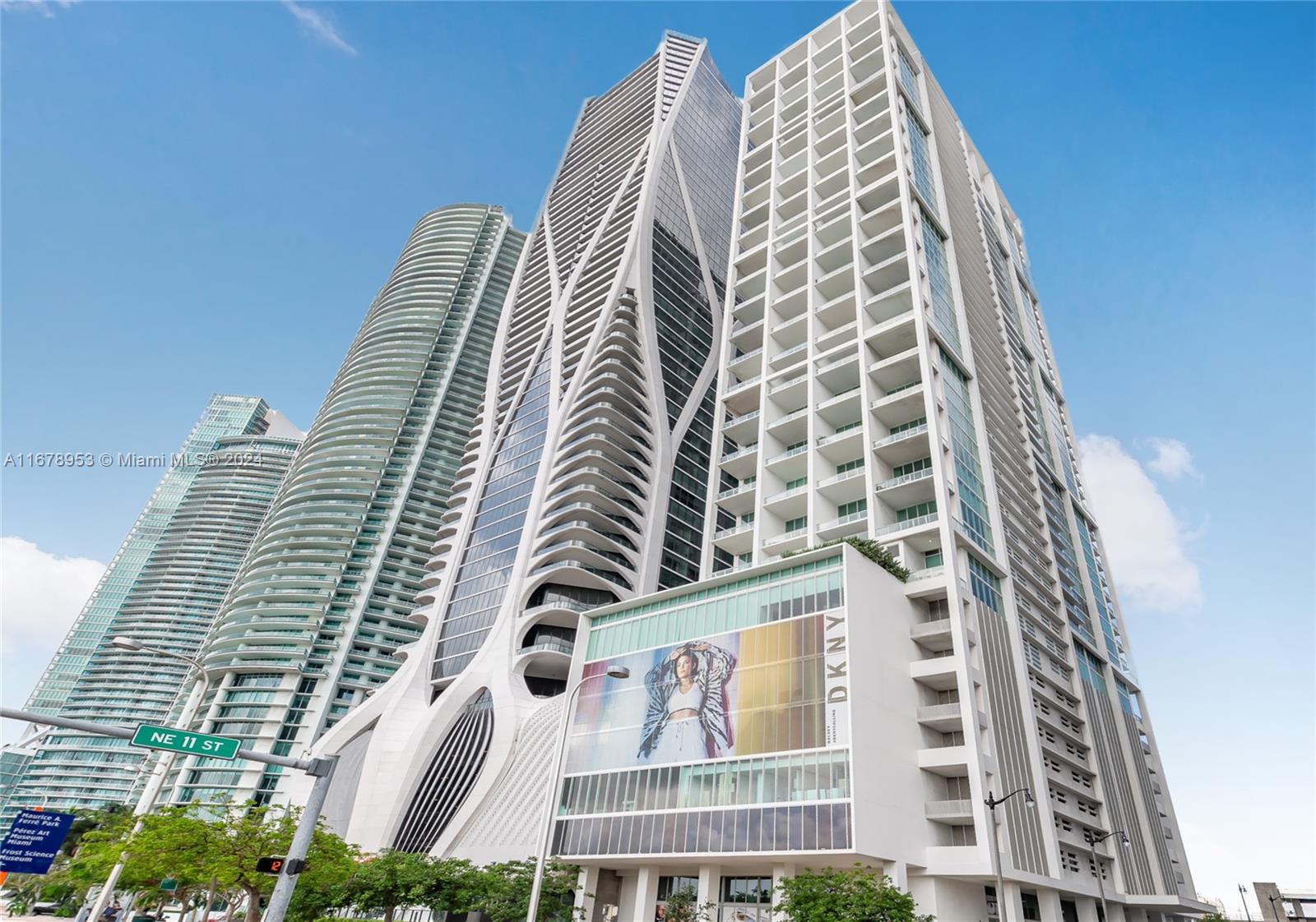 1040 Biscayne Blvd #4402, Miami FL 33132