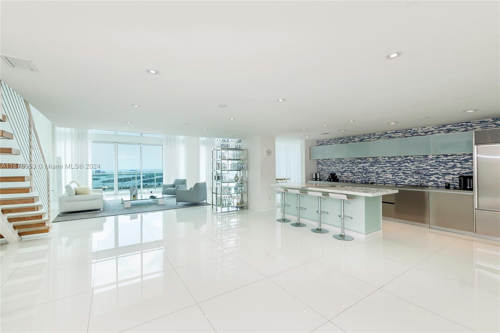 1040 Biscayne Blvd #4402, Miami FL 33132