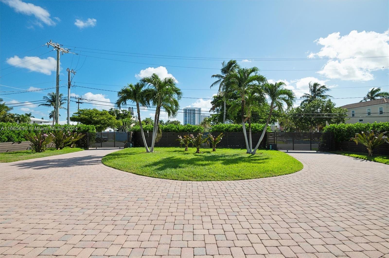 709 S Riverside Dr, Pompano Beach, Florida image 32