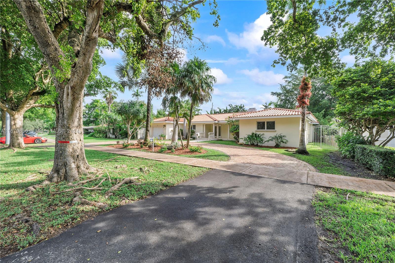 5211 Granada Blvd, Coral Gables, Florida image 6