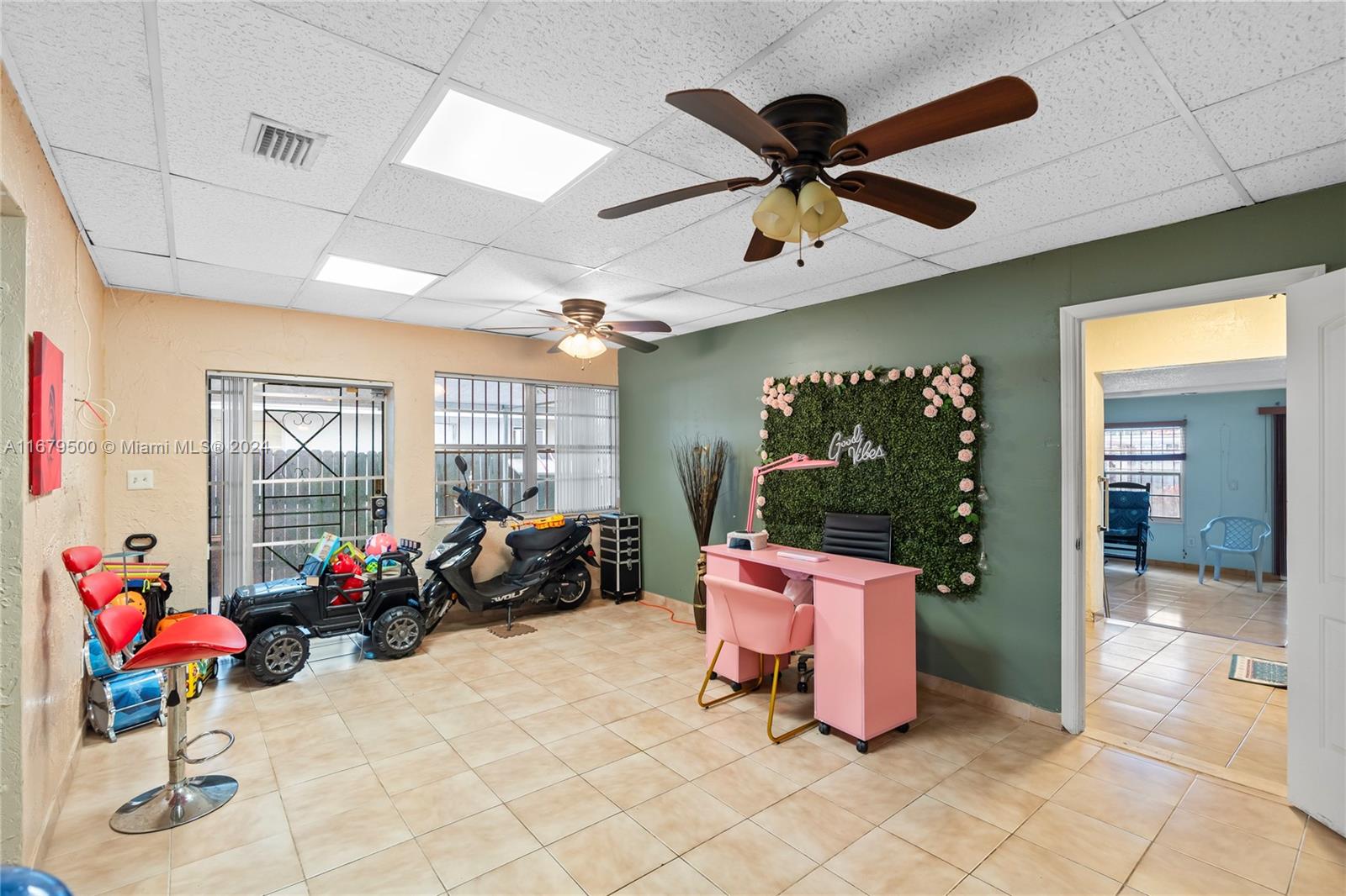 551 E 37th St, Hialeah, Florida image 20