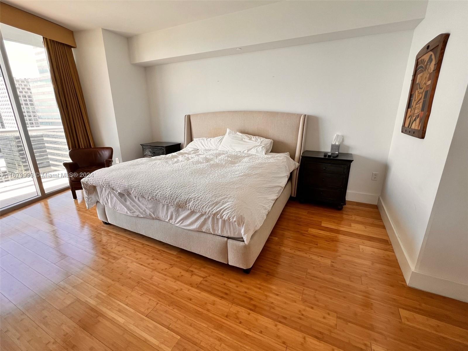495 Brickell Ave #2401, Miami FL 33131