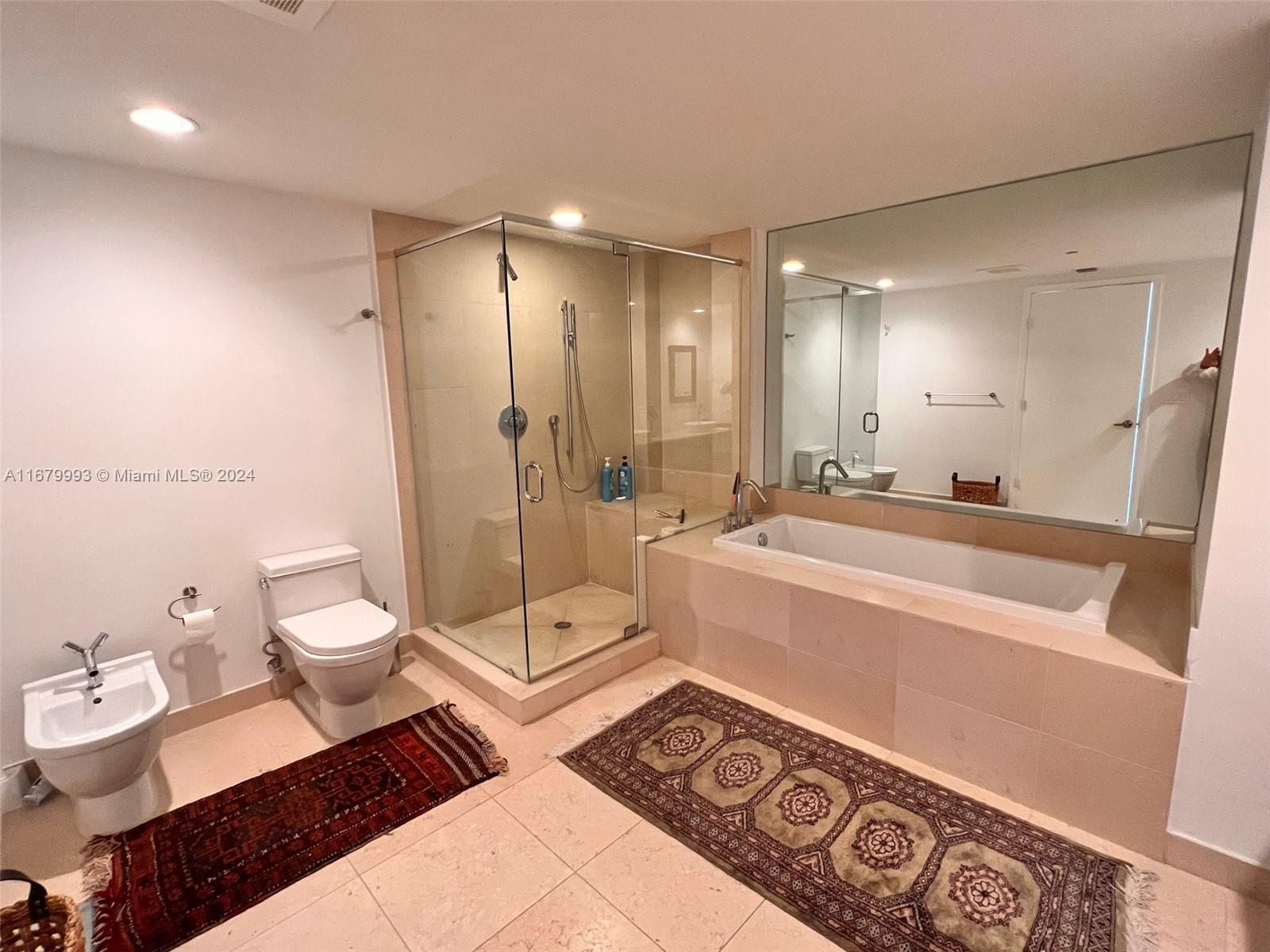 495 Brickell Ave #2401, Miami FL 33131