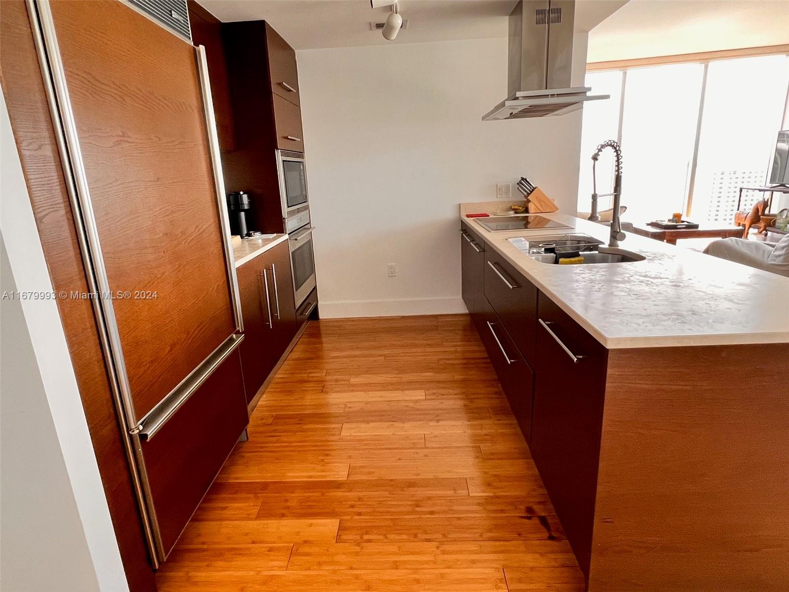 495 Brickell Ave #2401, Miami FL 33131