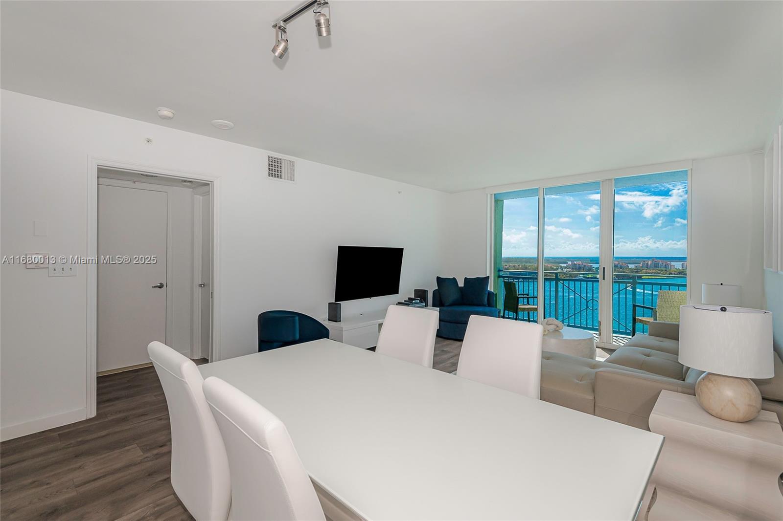 90 Alton Rd #2008, Miami Beach FL 33139