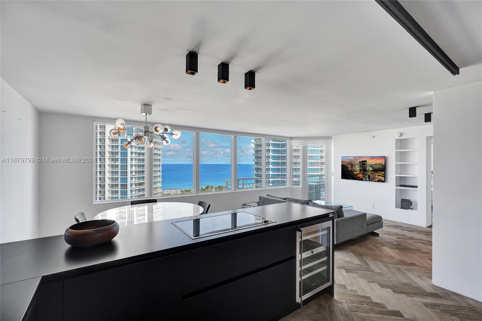 400 S Pointe Dr #1706, Miami Beach, Florida image 3