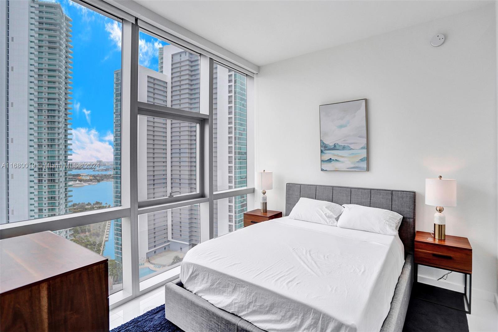 851 NE 1st Ave #3001, Miami FL 33132