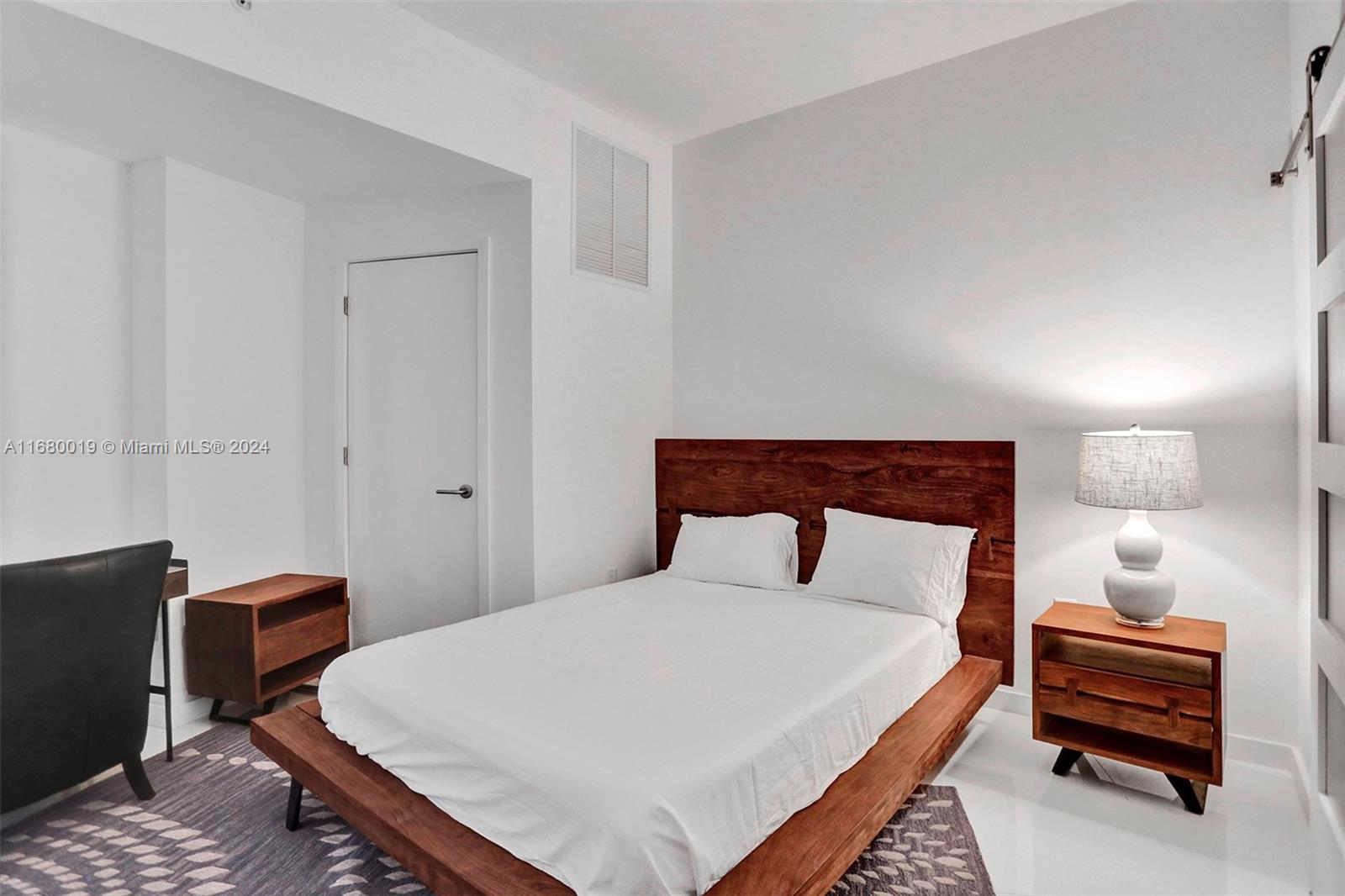 851 NE 1st Ave #3001, Miami FL 33132