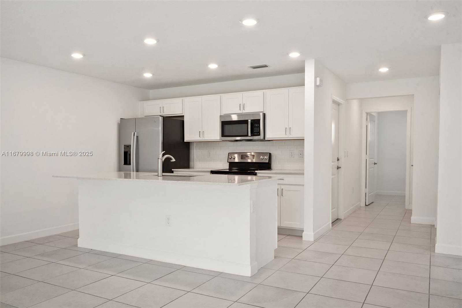 6782 Broadwater Ln #6782, Lake Worth, Florida image 6