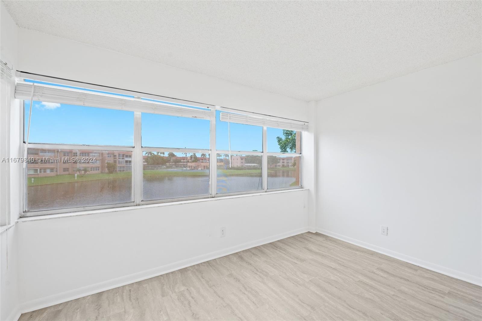9580 Sunrise Lakes Blvd #209, Sunrise, Florida image 13