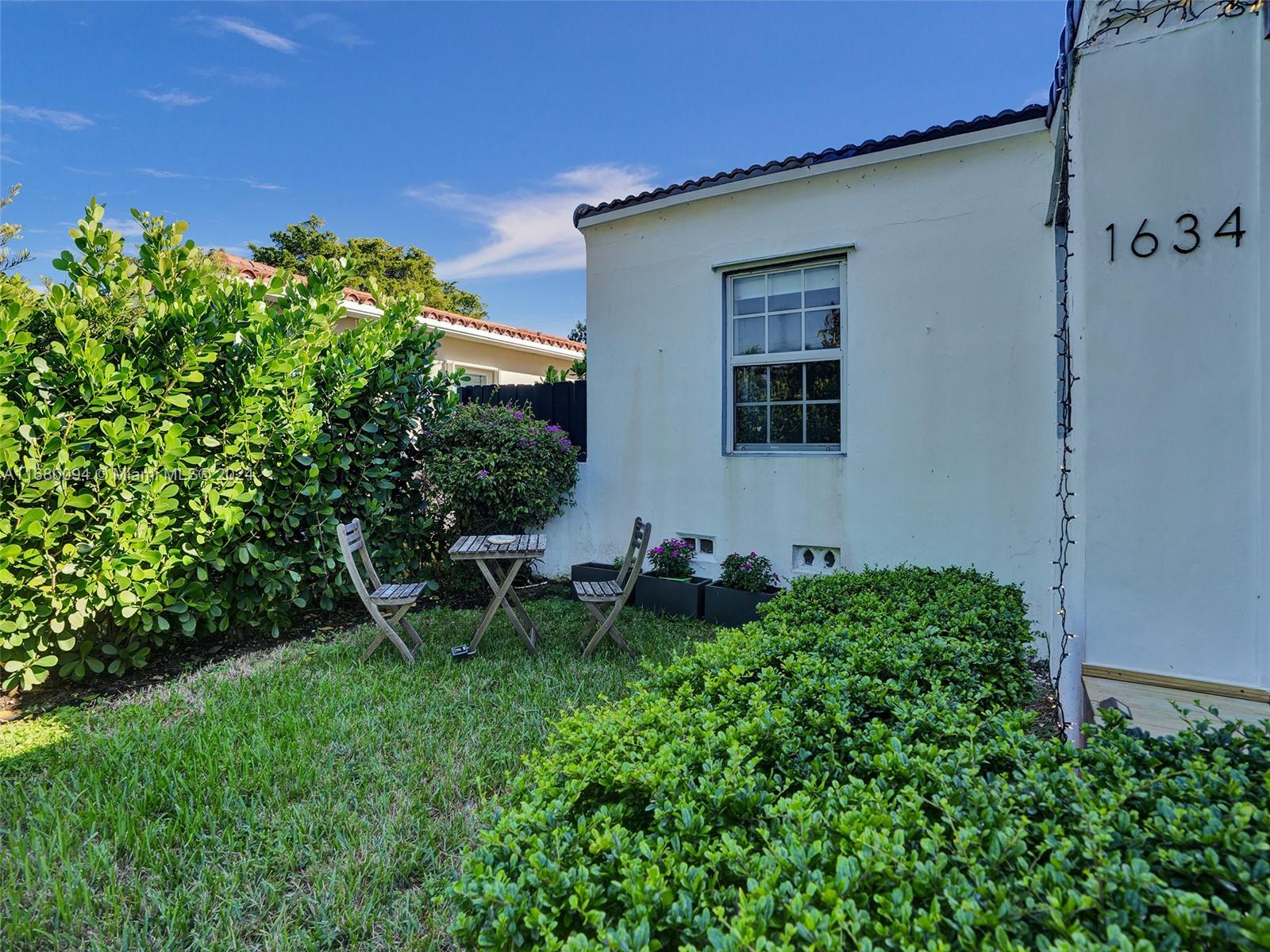 1634 Rodman St, Hollywood, Florida image 30