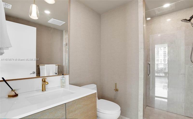 1331 Brickell Bay Dr #2602, Miami FL 33131