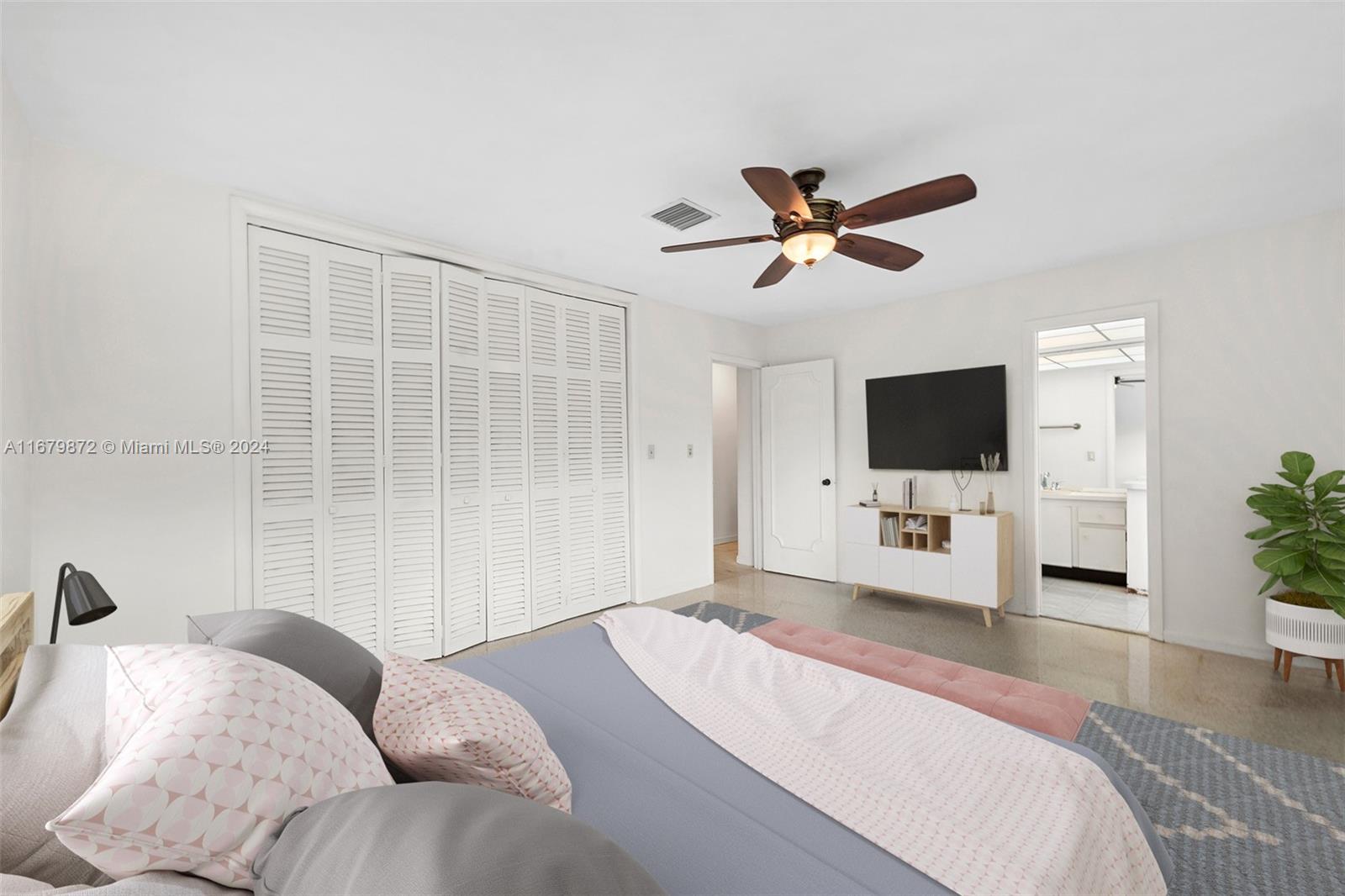 Listing Photo 18
