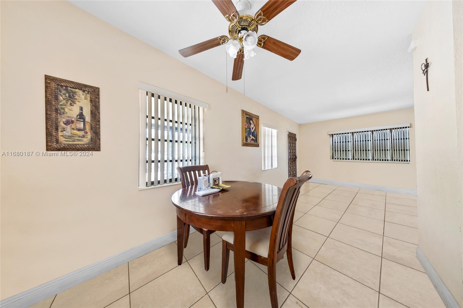 340 E 57th St, Hialeah, Florida image 13