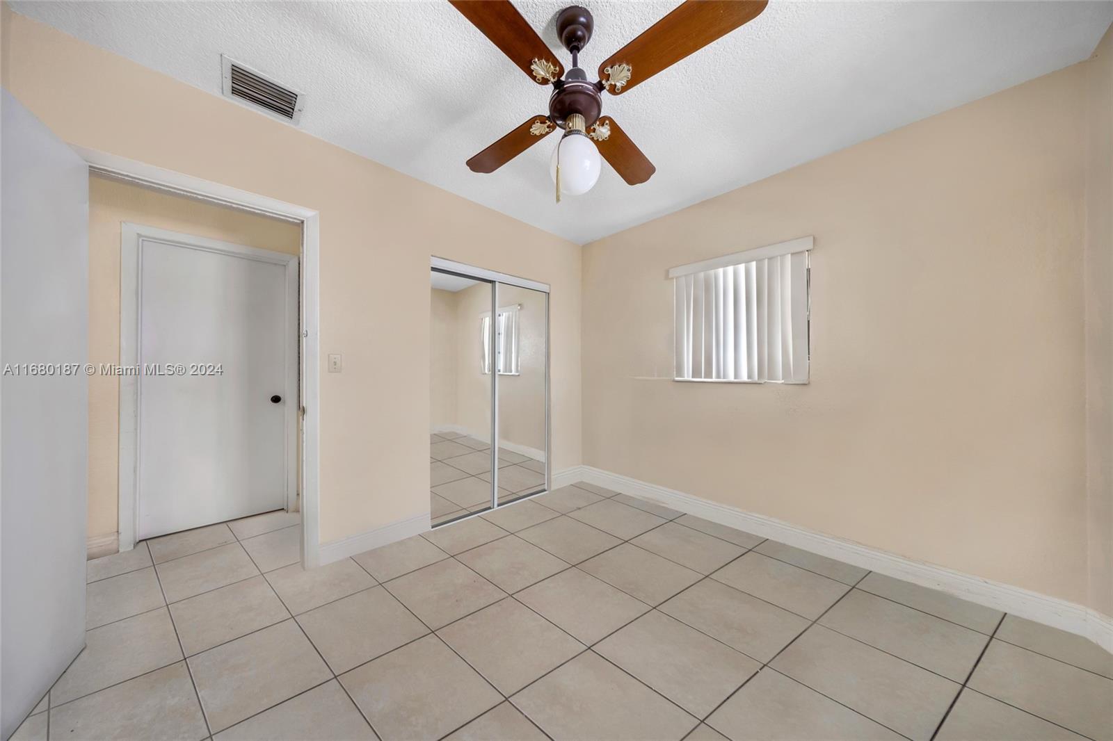 340 E 57th St, Hialeah, Florida image 21