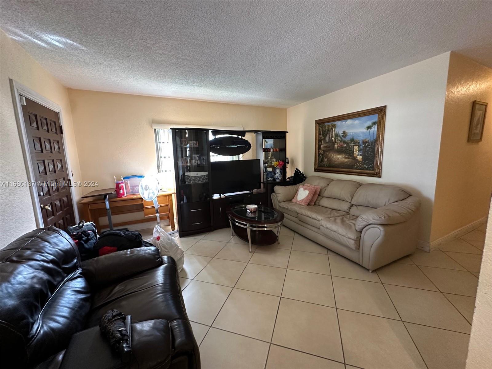 340 E 57th St, Hialeah, Florida image 4