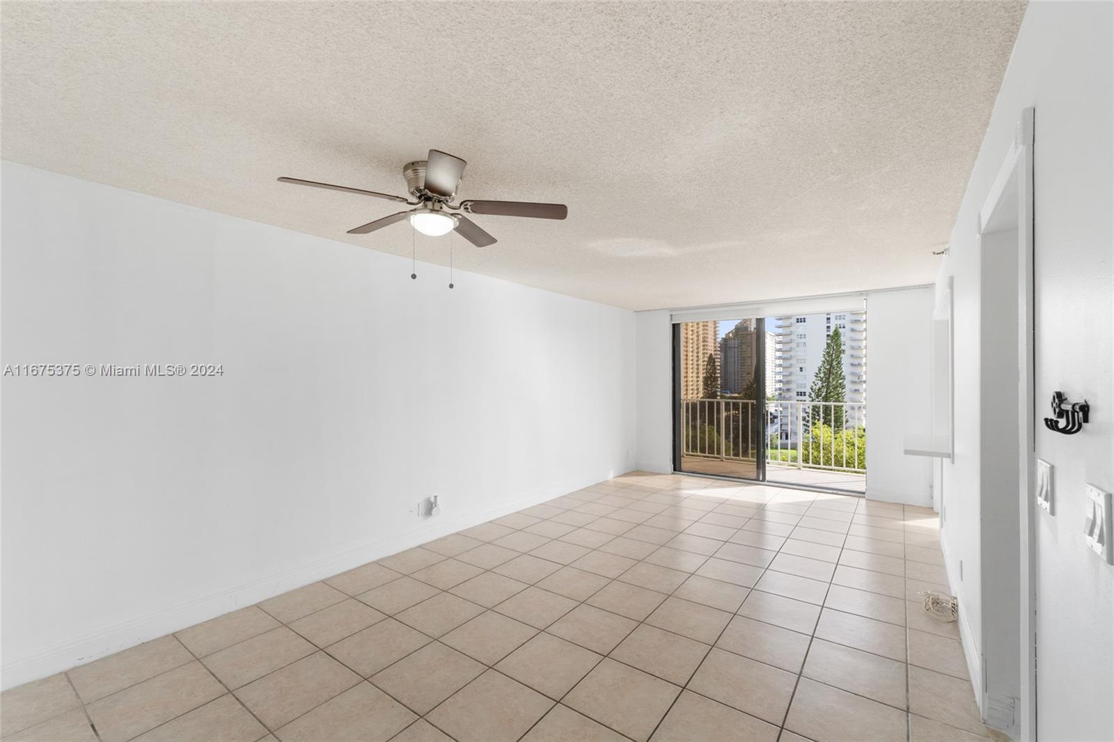 290 174th St #816, Sunny Isles Beach, Florida image 18