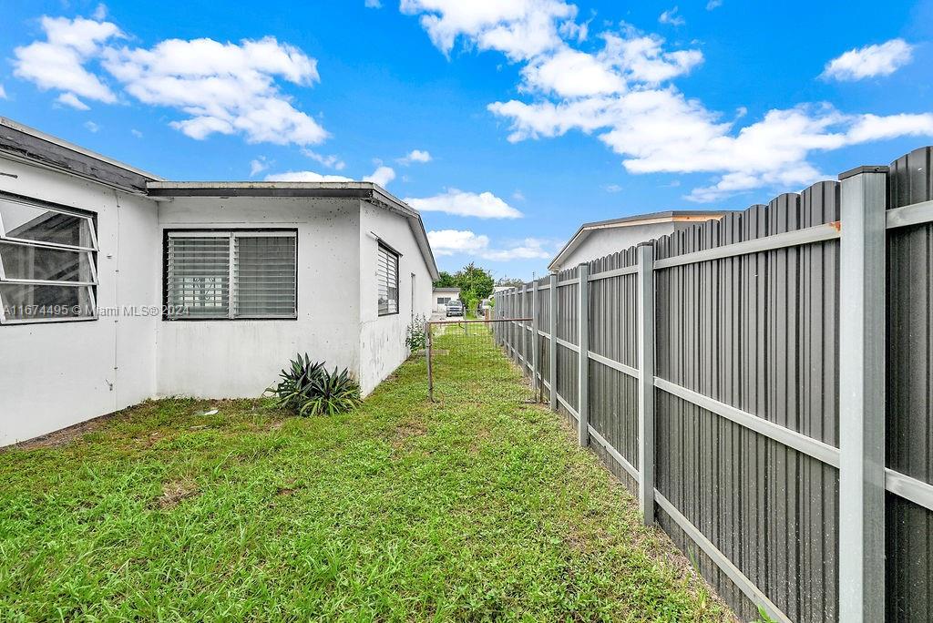 3781 NW 192nd St, Miami Gardens, Florida image 8