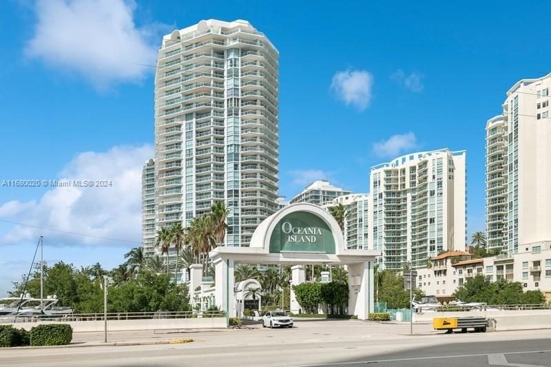 This elegant 3-bedroom, 3-bathroom condo on the 18th floor boasts stunning intercostal water and sunset views from a wraparound balcony. The spacious living area is ideal for both relaxation and entertaining. Located in a full-service building, you'll enjoy easy beach access and a range of premium amenities, including a private beach club, health spa, and tennis courts. The building also offers a pool, dock access, doorman, valet parking, and two dedicated parking spots. Experience luxury living with 24/7 security, a fitness center, and more in this exclusive residence.