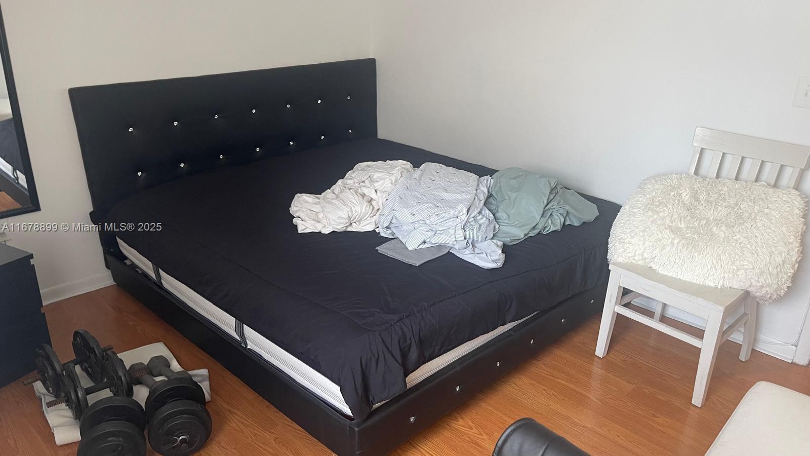 Listing Photo 9