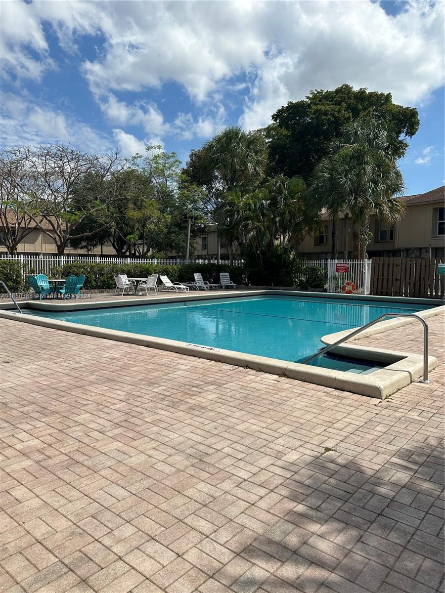 846 NW 81st Ter #6, Plantation, Florida image 30