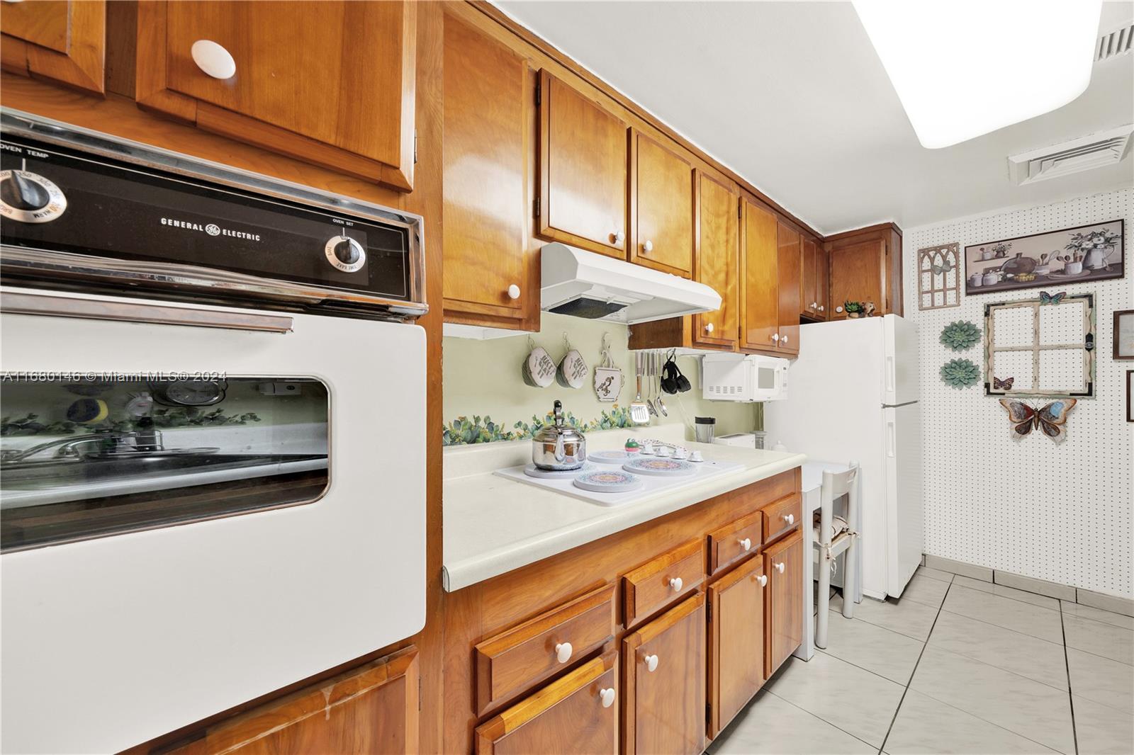 2451 Brickell Ave #17G, Miami, Florida image 26