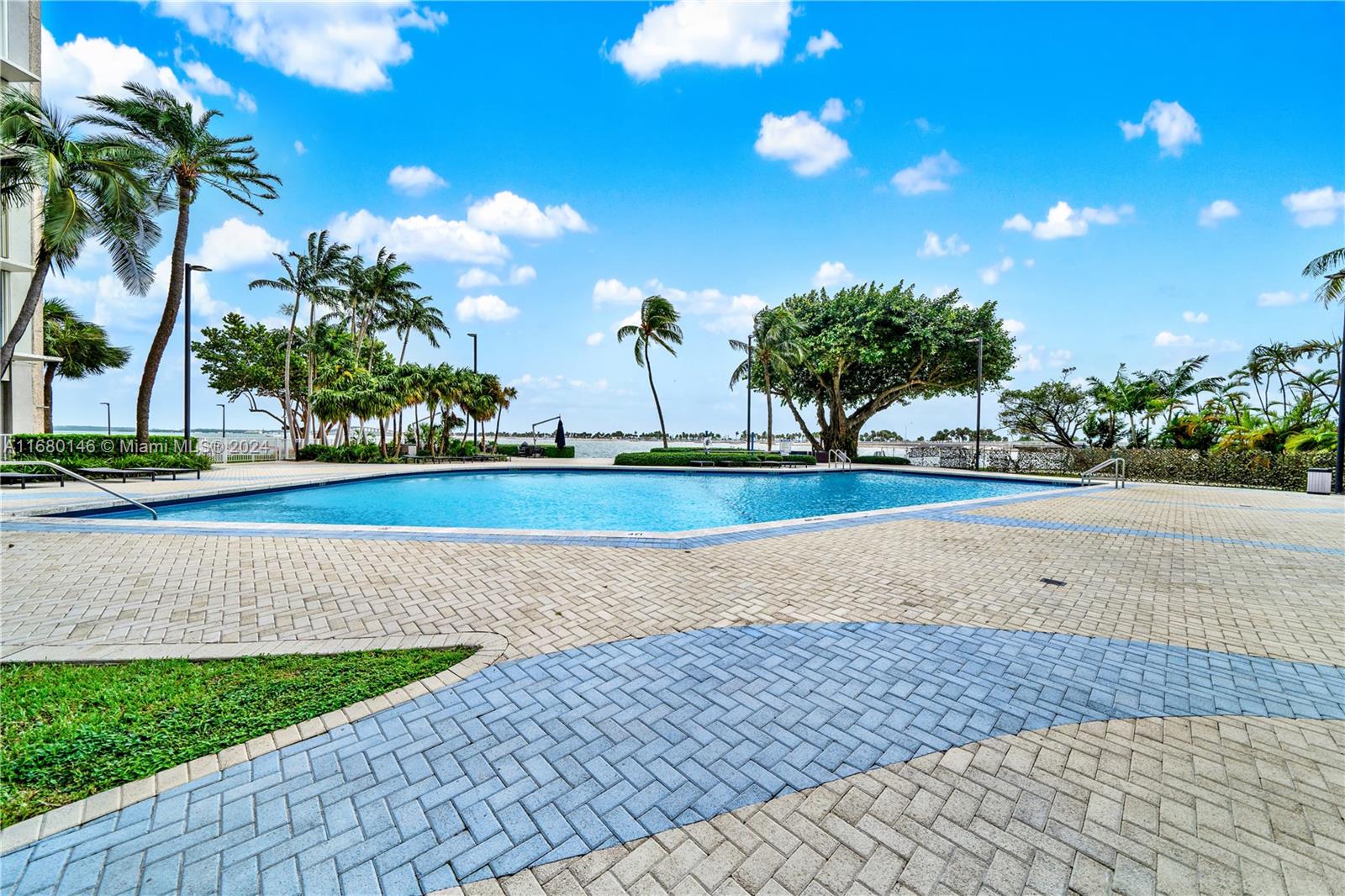 2451 Brickell Ave #17G, Miami, Florida image 32