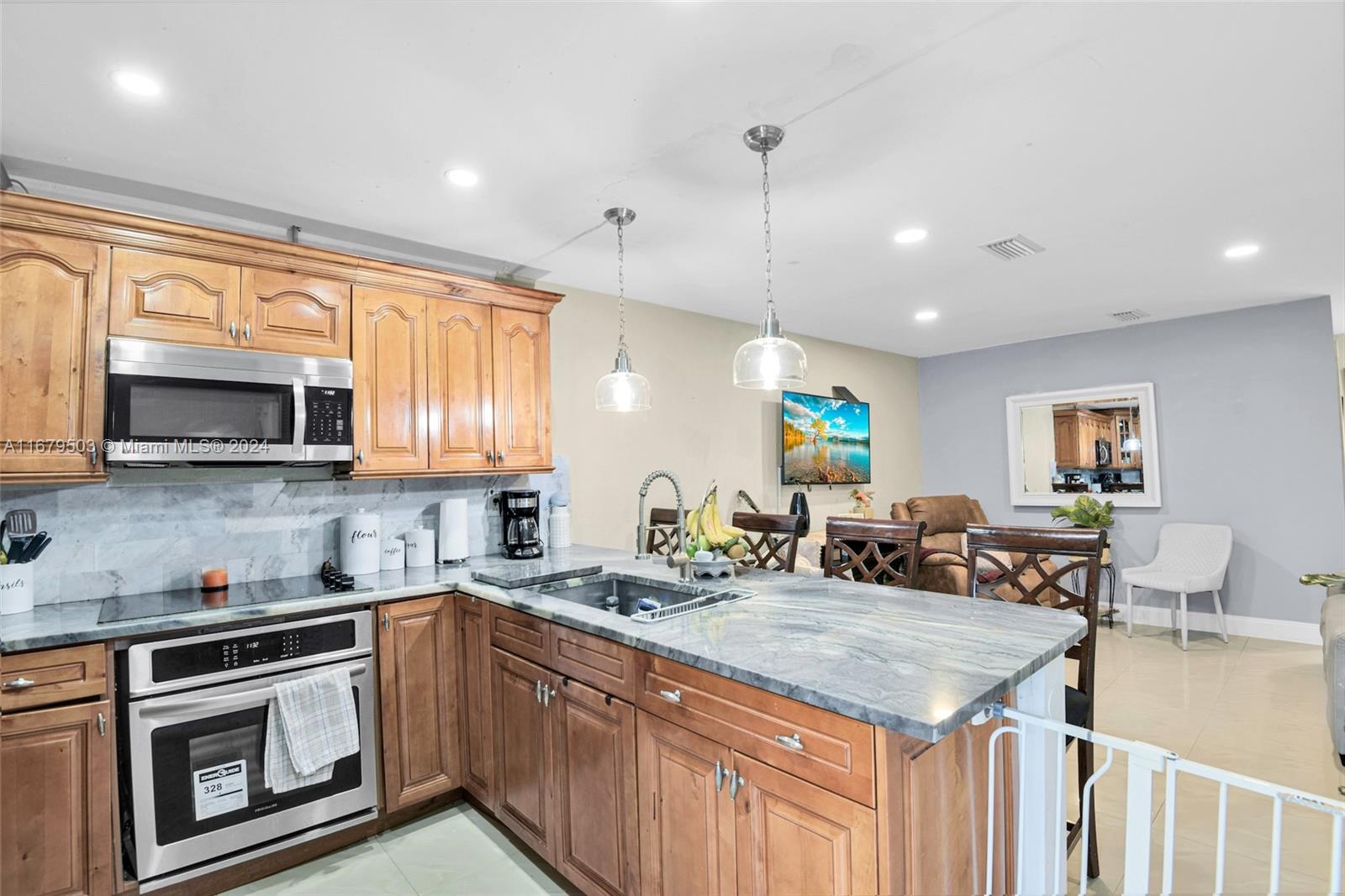 550 SW 115th Ave #306F, Sweetwater, Florida image 14