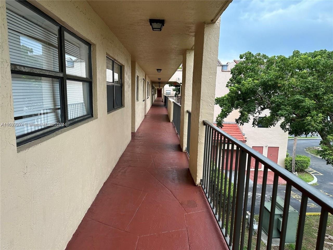 Listing Photo 15