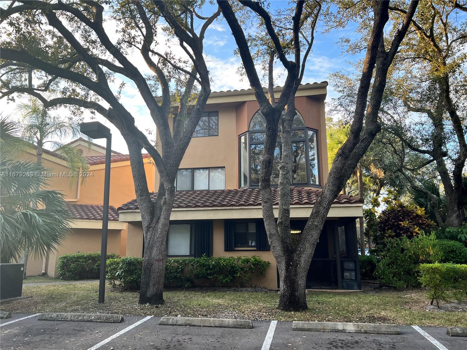 15525 N Miami Lakeway N #201, Miami Lakes, Florida image 1