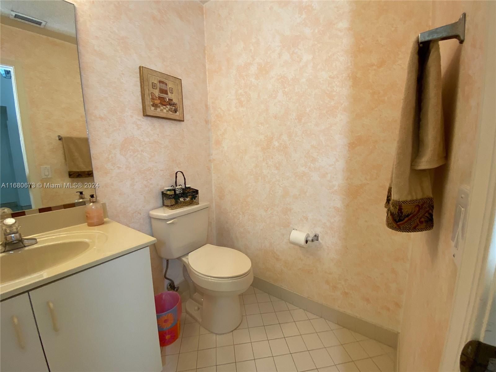 495 Carrington Ln, Weston, Florida image 10