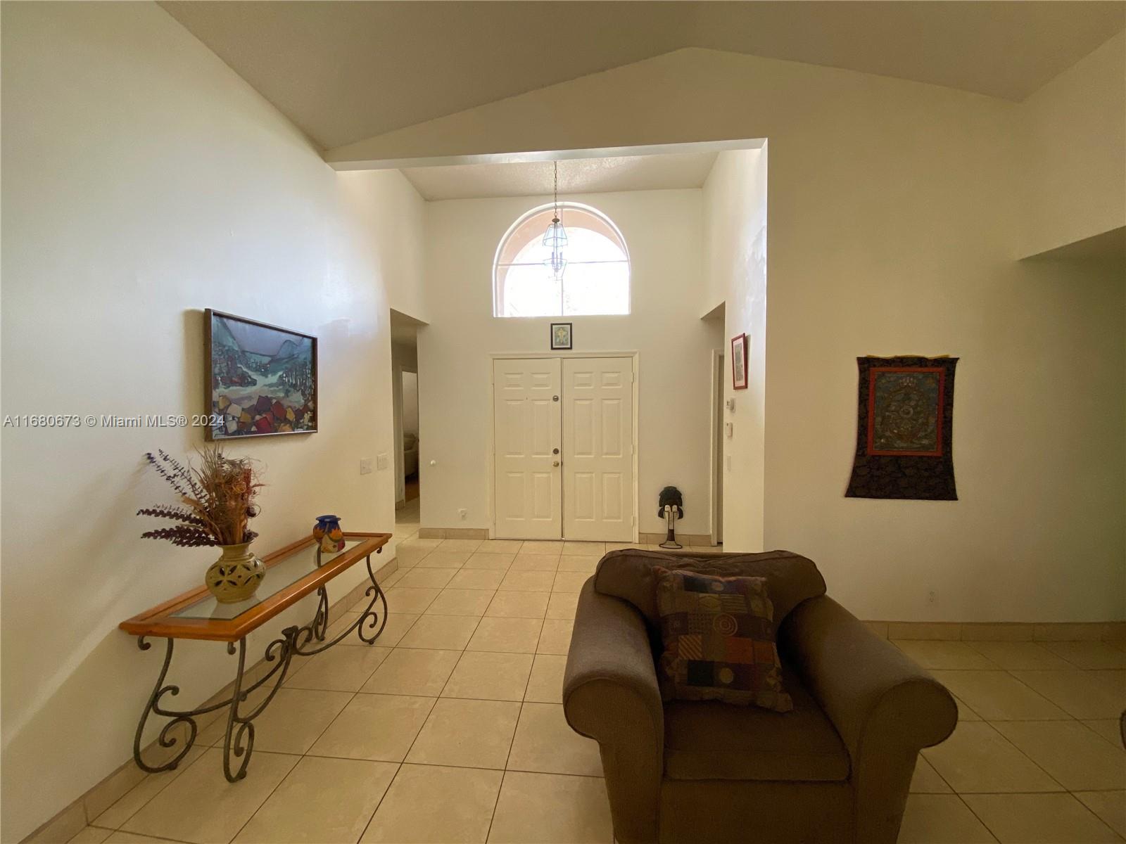 495 Carrington Ln, Weston, Florida image 3