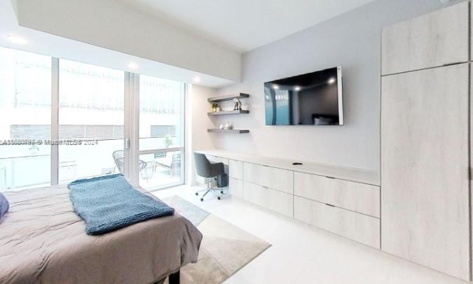 851 NE 1st Ave #301, Miami FL 33132