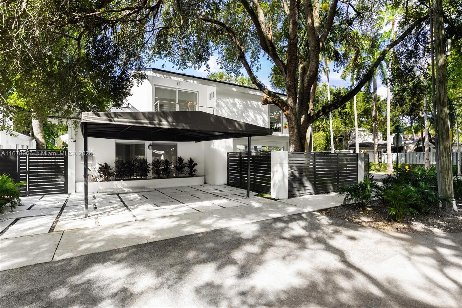 1888 Crystal Terr, Coconut Grove, Florida image 2