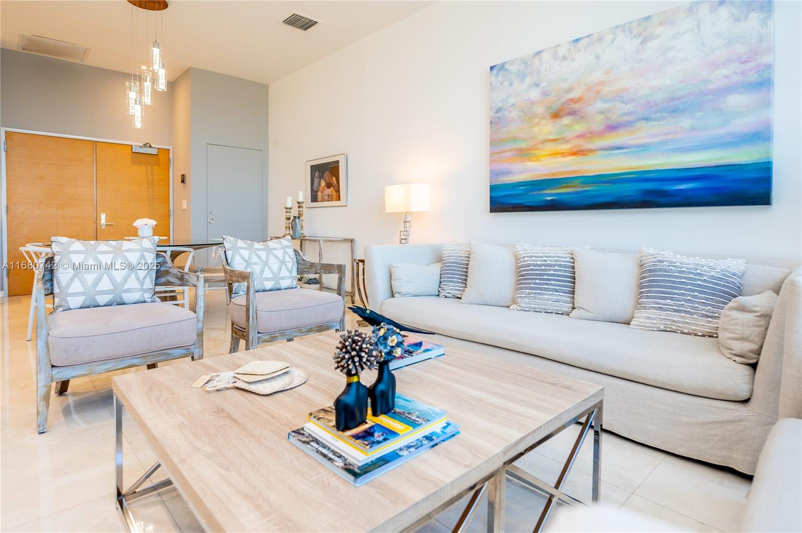 881 Ocean Dr #L2, Key Biscayne FL 33149