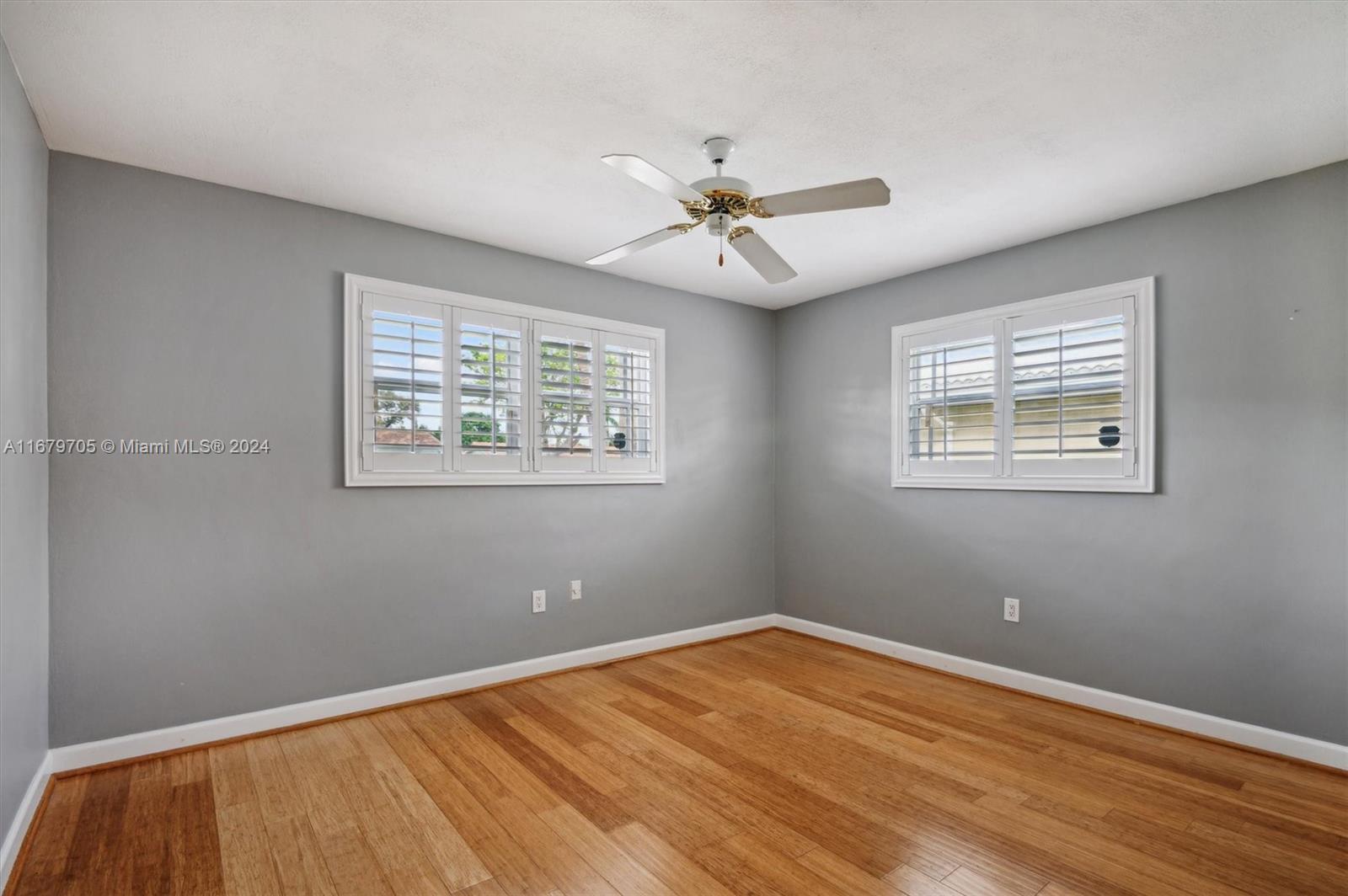 Listing Photo 17
