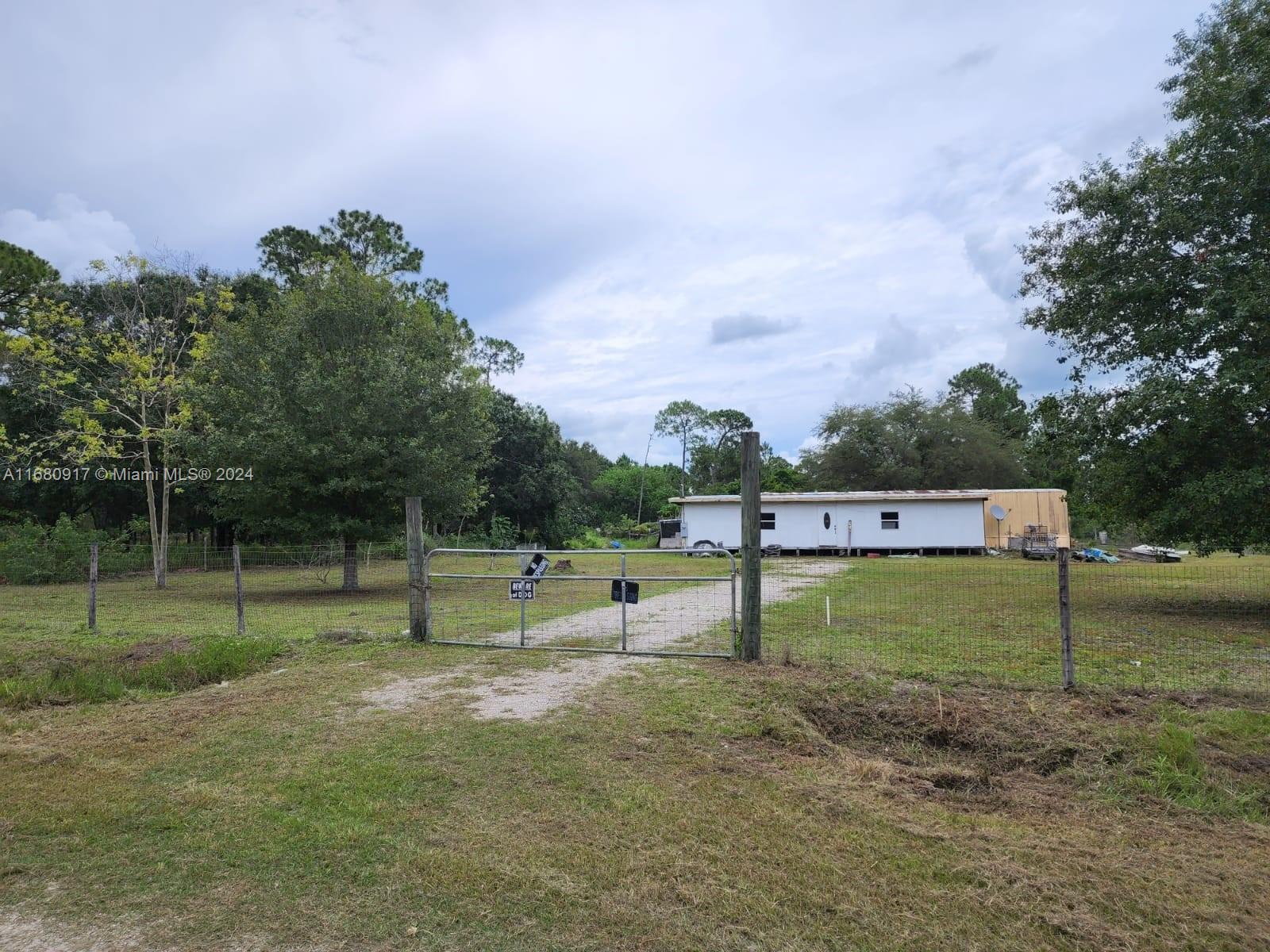 745 N Willow, Clewiston, Florida image 6