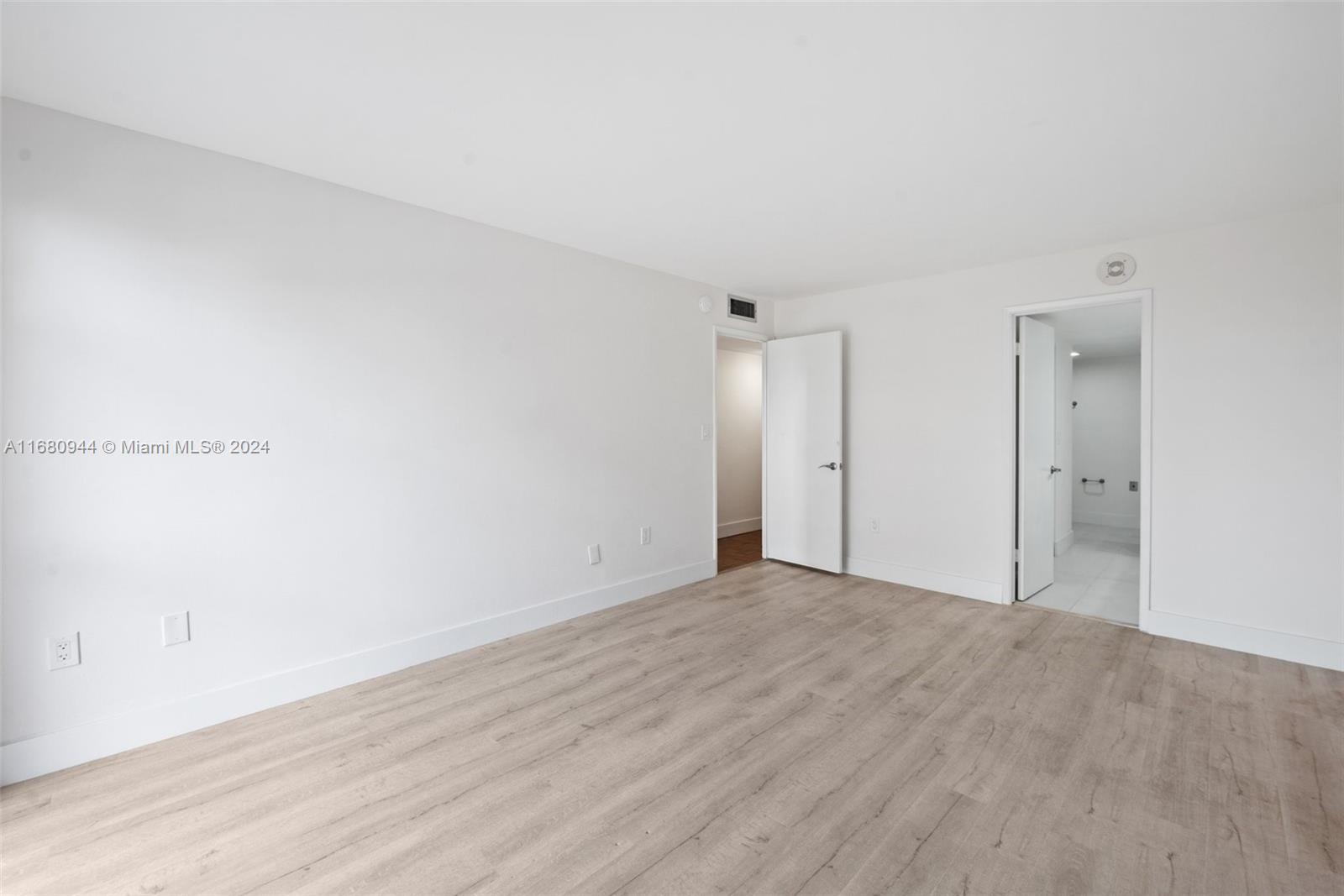 600 Biltmore Way #301, Coral Gables FL 33134