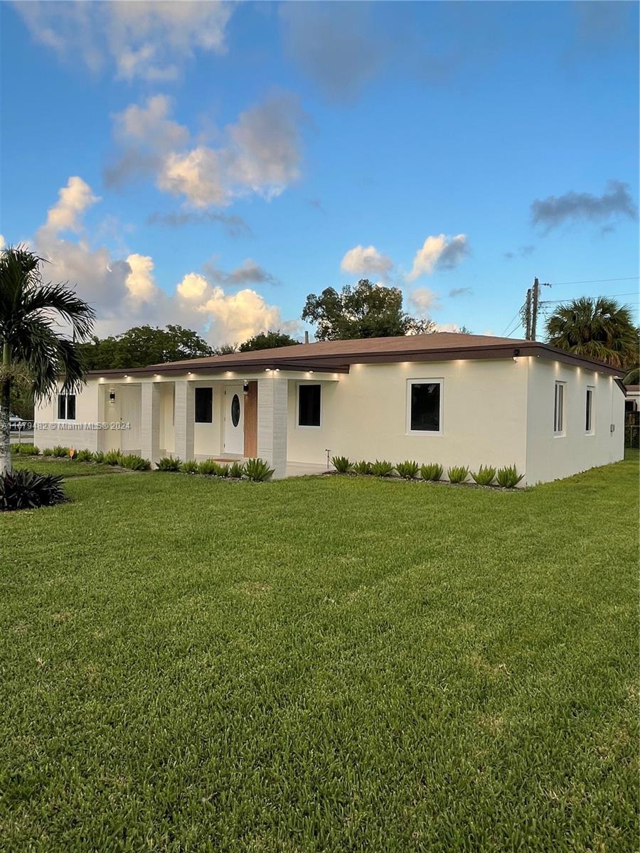 15411 NW 32nd Ave, Miami Gardens, Florida image 1