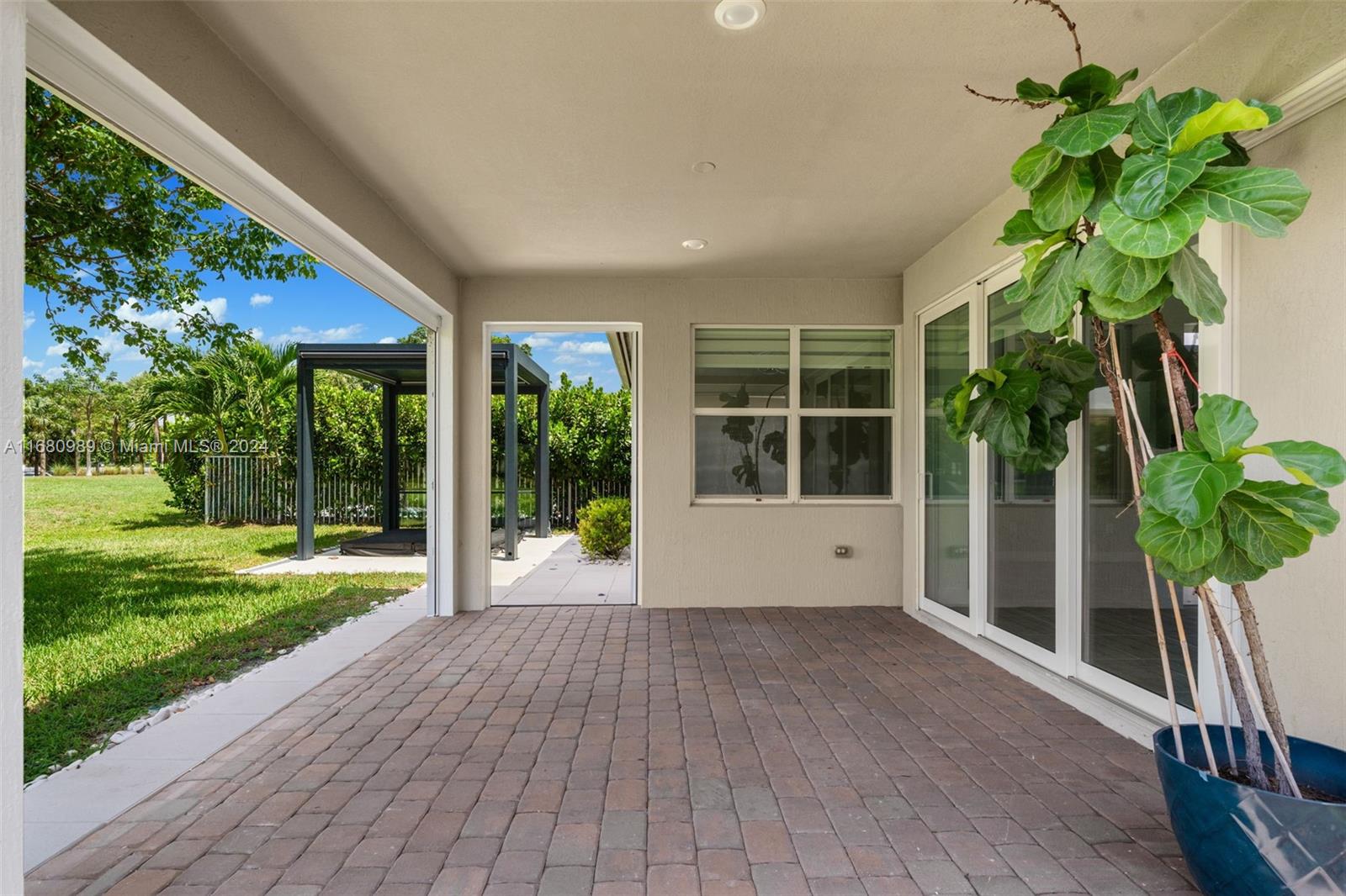 1348 Silk Oak Dr, Hollywood, Florida image 35