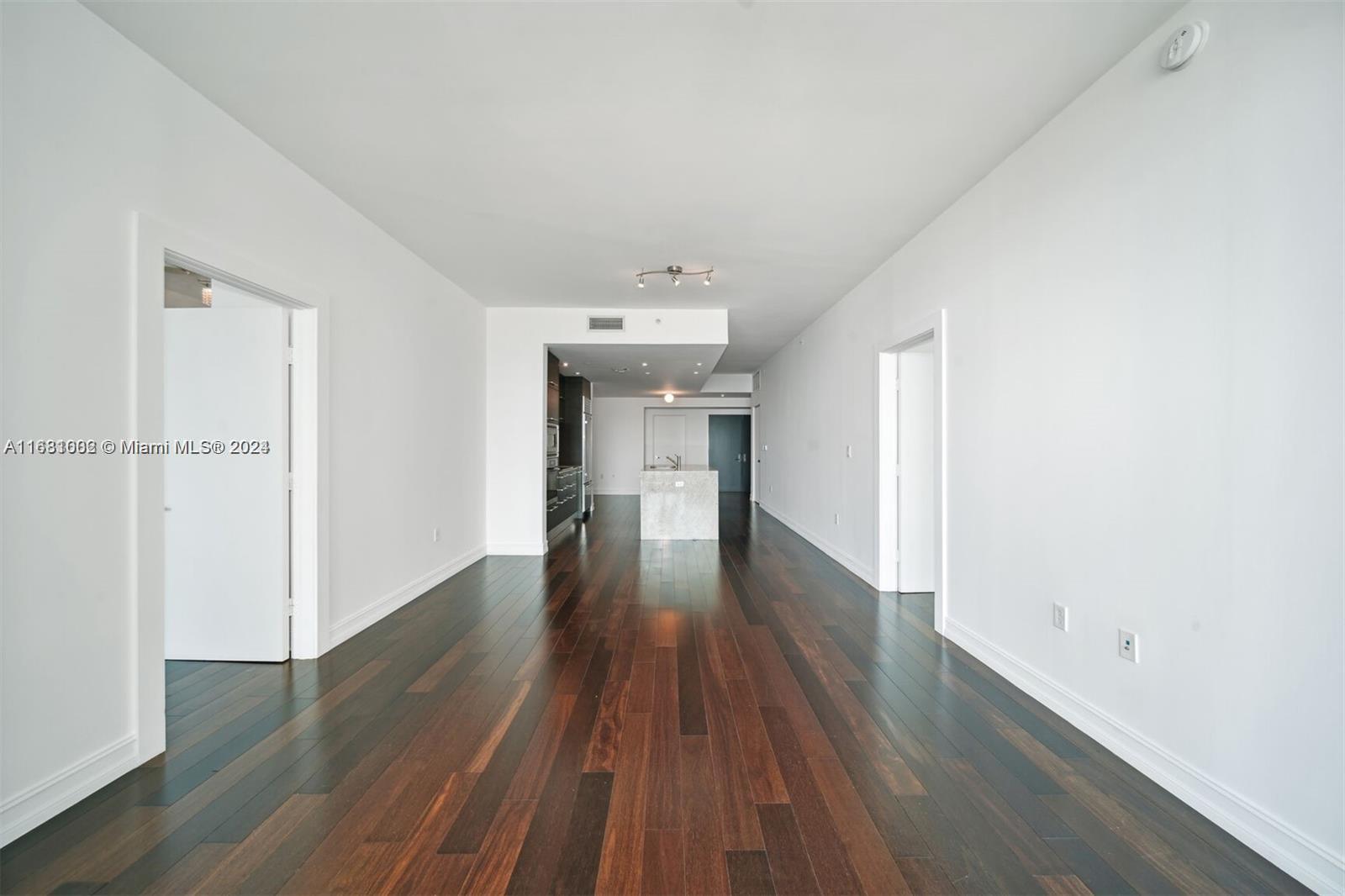 900 Biscayne Blvd #2908, Miami FL 33132