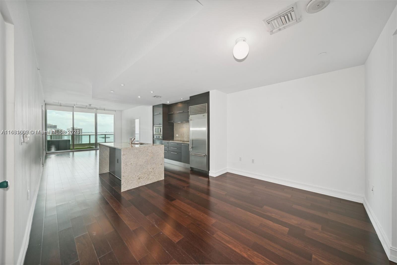 900 Biscayne Blvd #2908, Miami FL 33132